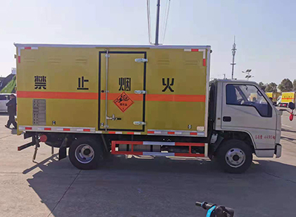 梅州爆破器材运输车